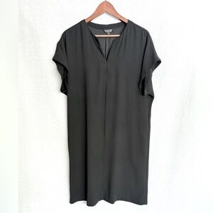 Topshop Short Shift Dress Vneck Women Size 6